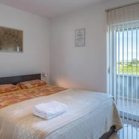 Lea By Guide Apartment Marcana