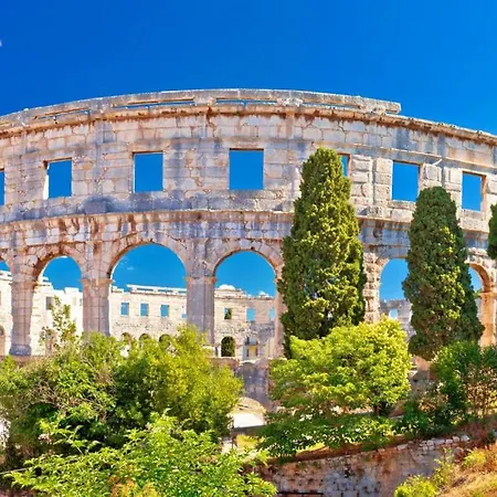 Lea By Guide Apartment